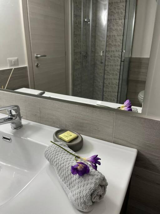 Donna Filumena Apartment เนเปิลส์ ภายนอก รูปภาพ